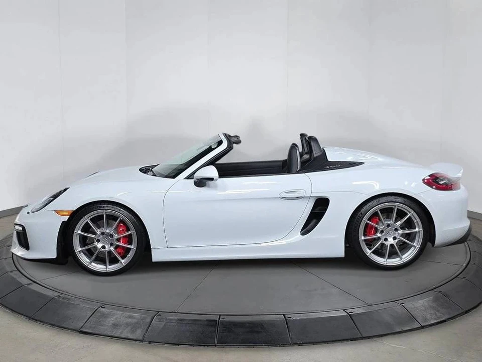2016 Porsche 981 Boxster Spyder - Image 2 of 5