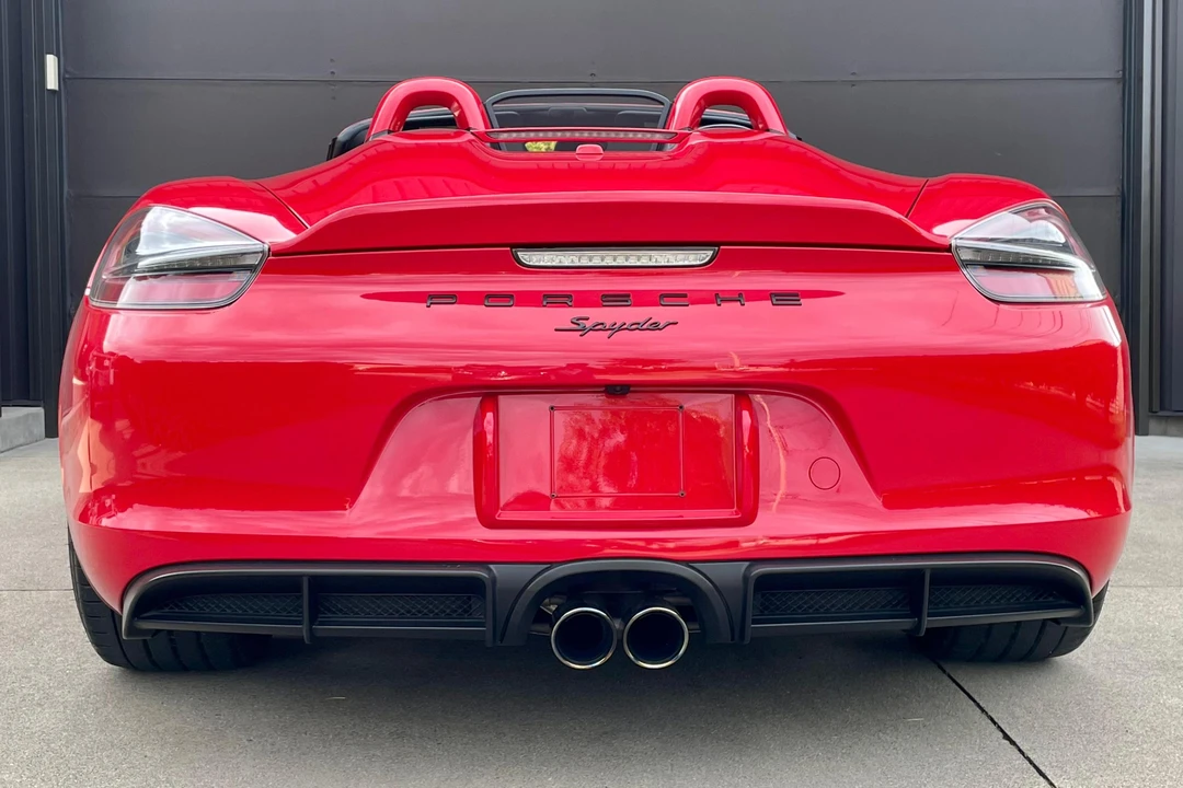 2016 Porsche 981 Boxster Spyder - Image 5 of 31