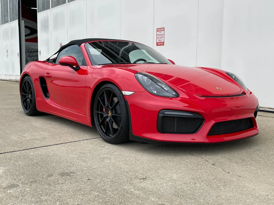 2016 Porsche 981 Boxster Spyder - Image 16 of 31