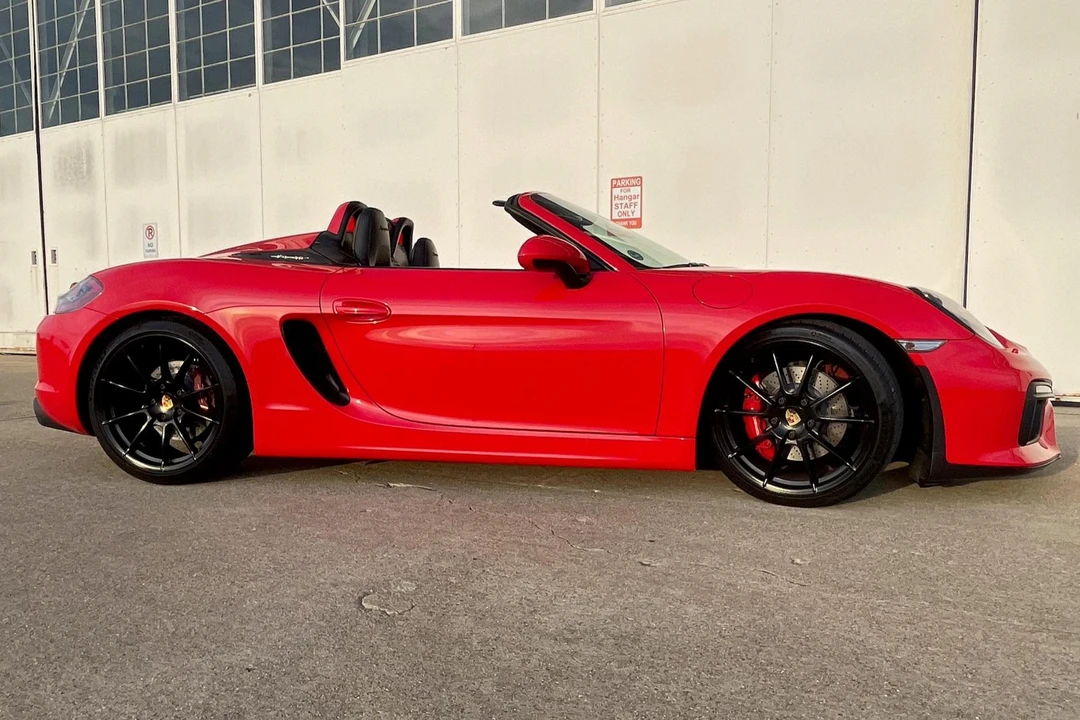 2016 Porsche 981 Boxster Spyder - Image 3 of 31