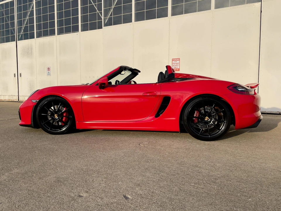2016 Porsche 981 Boxster Spyder - Image 6 of 31
