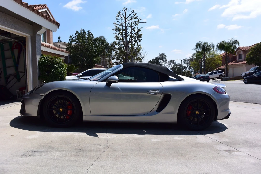 2016 Porsche 981 Boxster Spyder - Image 5 of 8