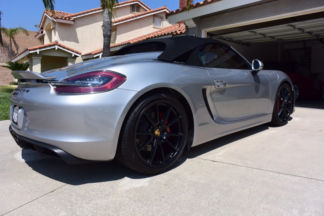 2016 Porsche 981 Boxster Spyder - Image 7 of 8