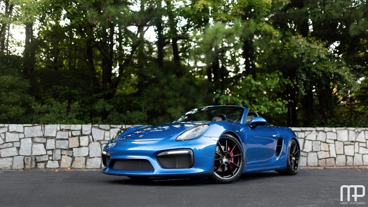 2016 Porsche 981 Boxster Spyder - Image 3 of 31