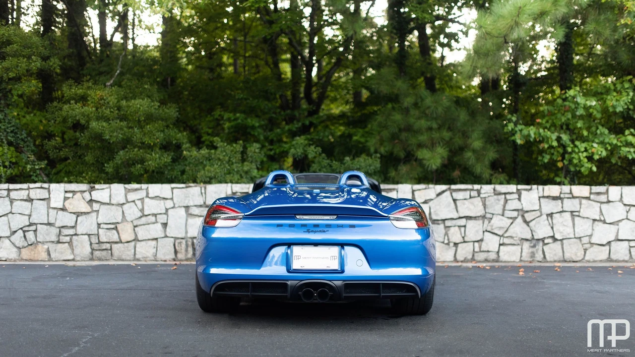 2016 Porsche 981 Boxster Spyder - Image 14 of 31