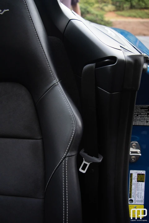 2016 Porsche 981 Boxster Spyder - Image 26 of 31