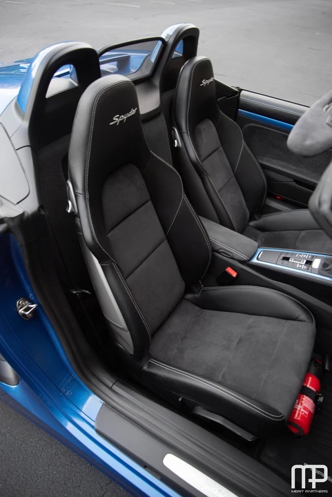 2016 Porsche 981 Boxster Spyder - Image 27 of 31