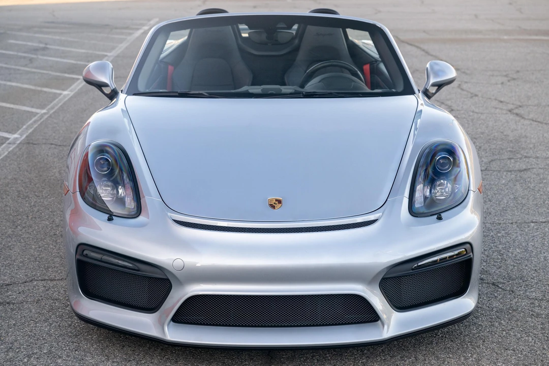 2016 Porsche 981 Boxster Spyder - Image 2 of 31