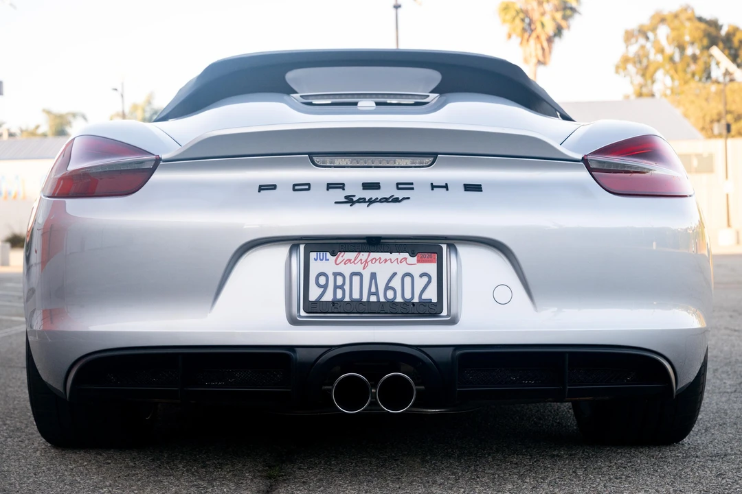 2016 Porsche 981 Boxster Spyder - Image 27 of 31