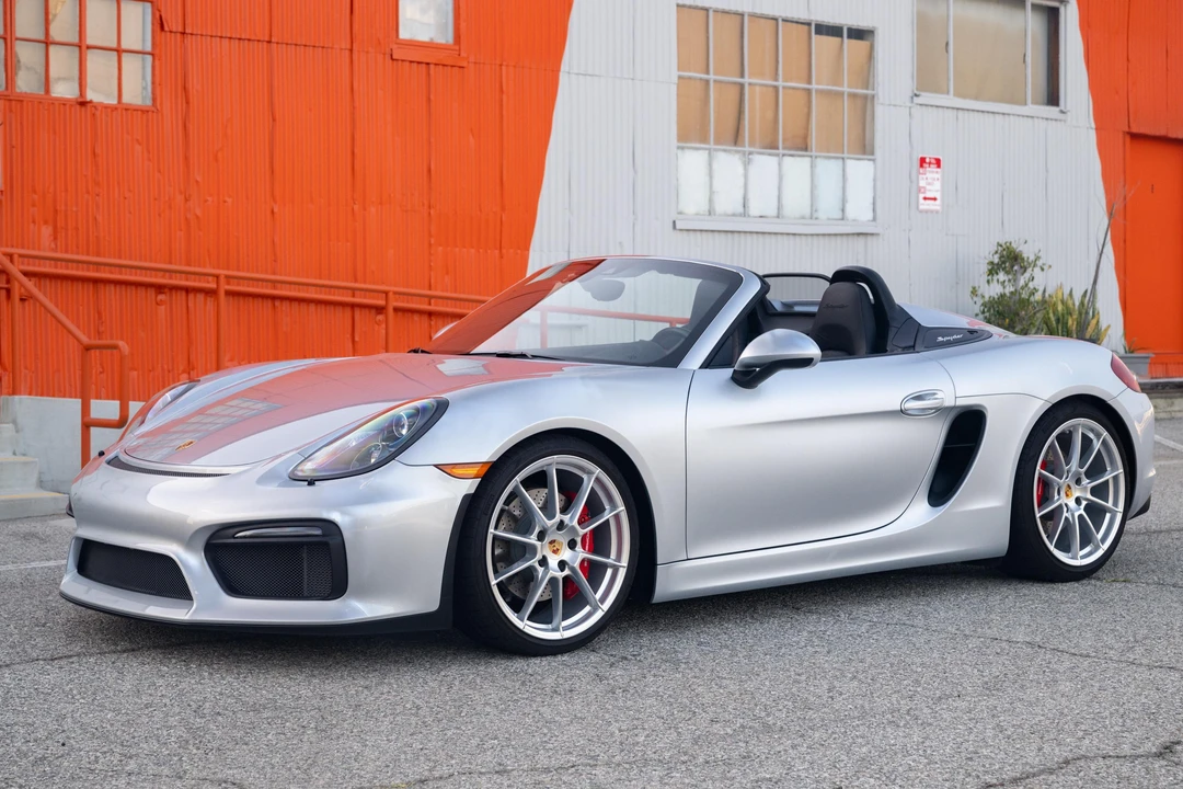 2016 Porsche 981 Boxster Spyder - Image 8 of 31