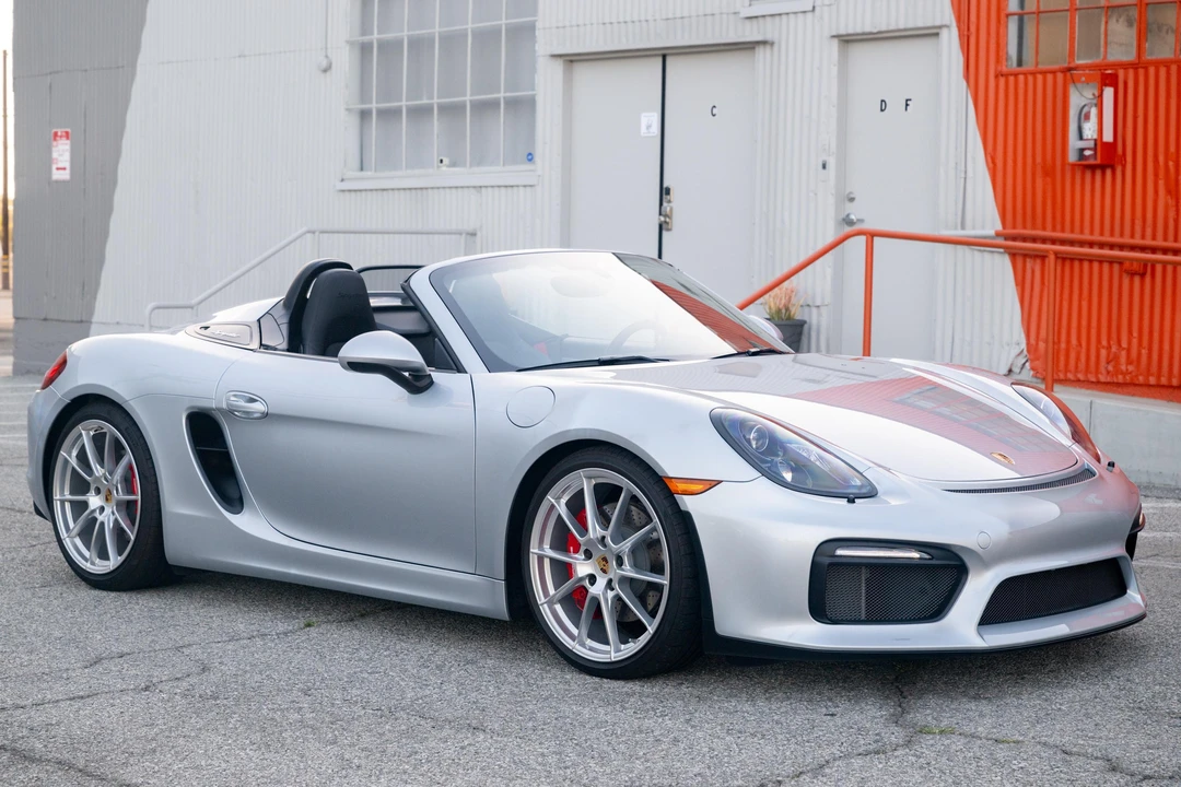 2016 Porsche 981 Boxster Spyder - Image 18 of 31