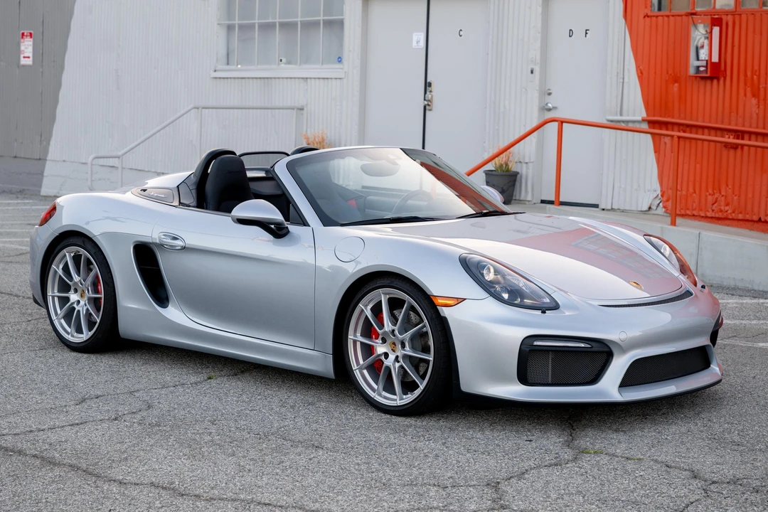 2016 Porsche 981 Boxster Spyder - Image 19 of 31