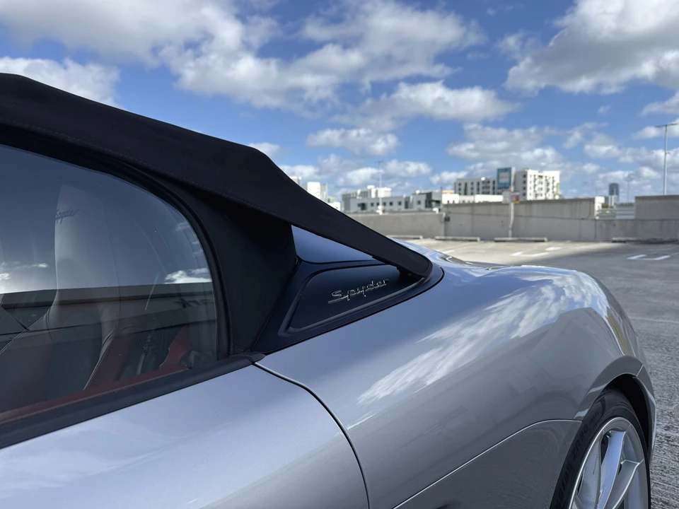 2016 Porsche 981 Boxster Spyder - Image 20 of 21