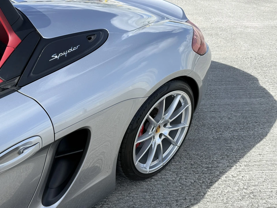 2016 Porsche 981 Boxster Spyder - Image 12 of 21