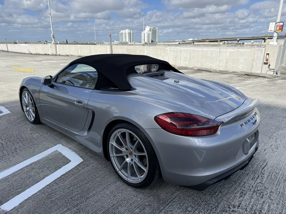 2016 Porsche 981 Boxster Spyder - Image 15 of 21