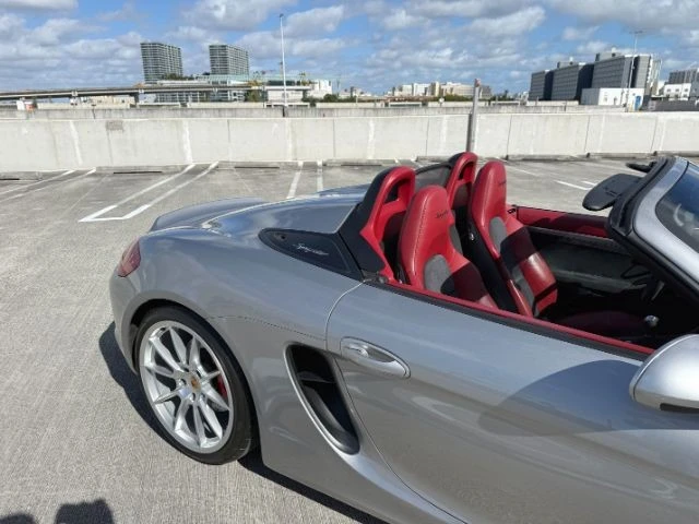 2016 Porsche 981 Boxster Spyder - Image 14 of 21