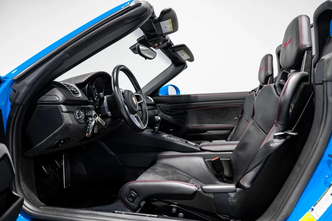 2016 Porsche 981 Boxster Spyder - Image 20 of 21