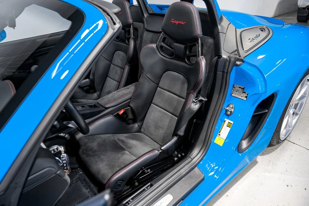 2016 Porsche 981 Boxster Spyder - Image 21 of 21