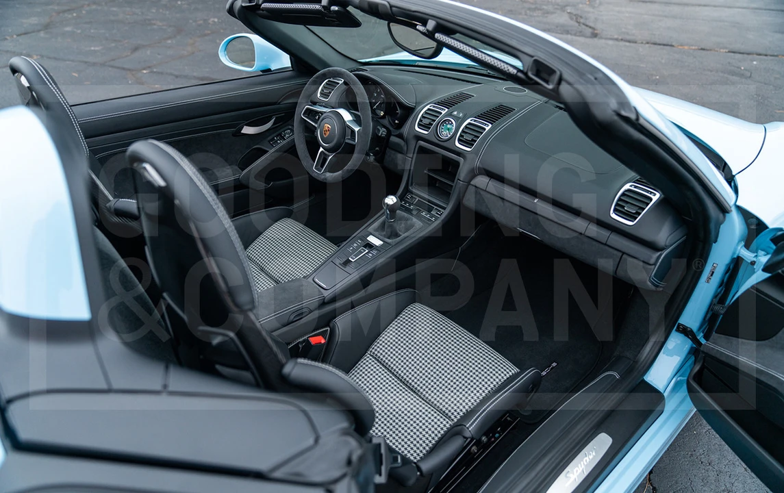 2016 Porsche 981 Boxster Spyder - Image 12 of 21