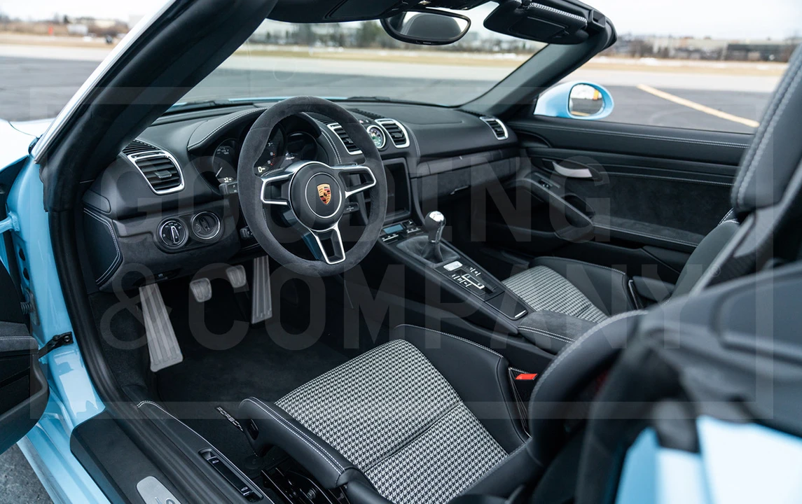 2016 Porsche 981 Boxster Spyder - Image 11 of 21