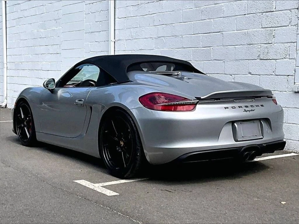 2016 Porsche 981 Boxster Spyder - Image 3 of 5