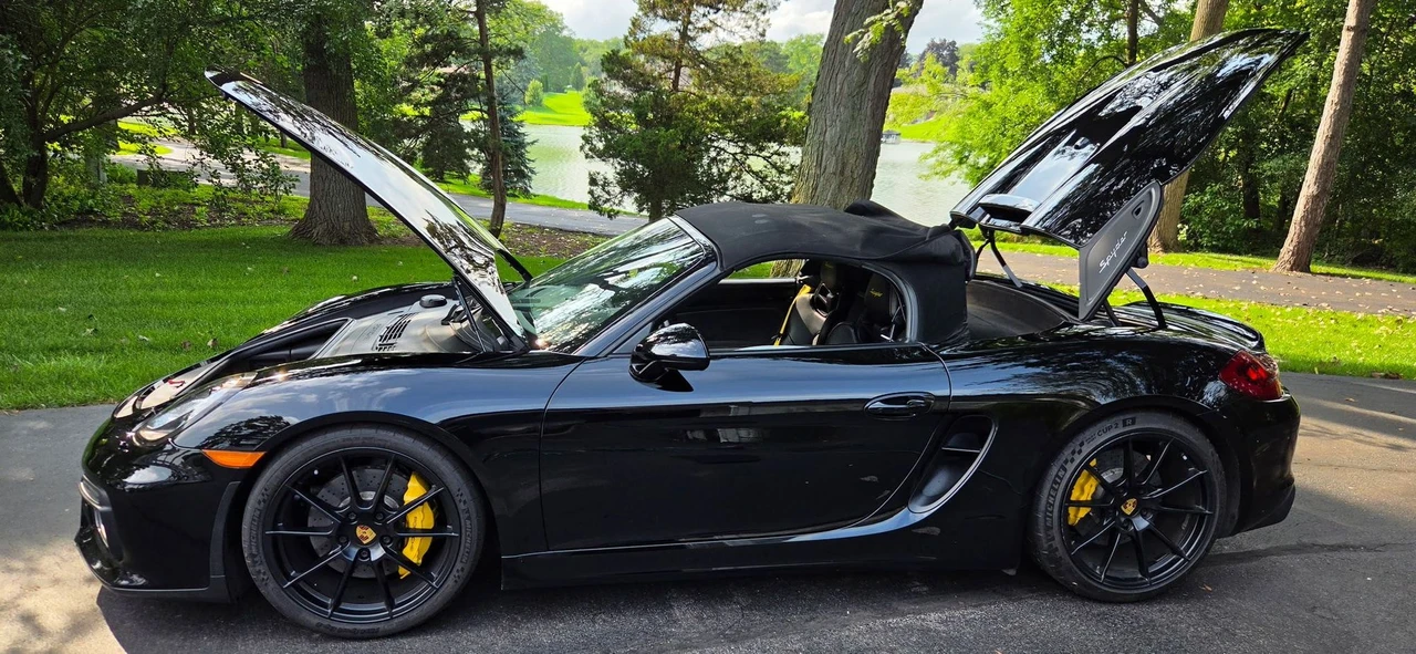 2016 Porsche 981 Boxster Spyder - Image 16 of 23