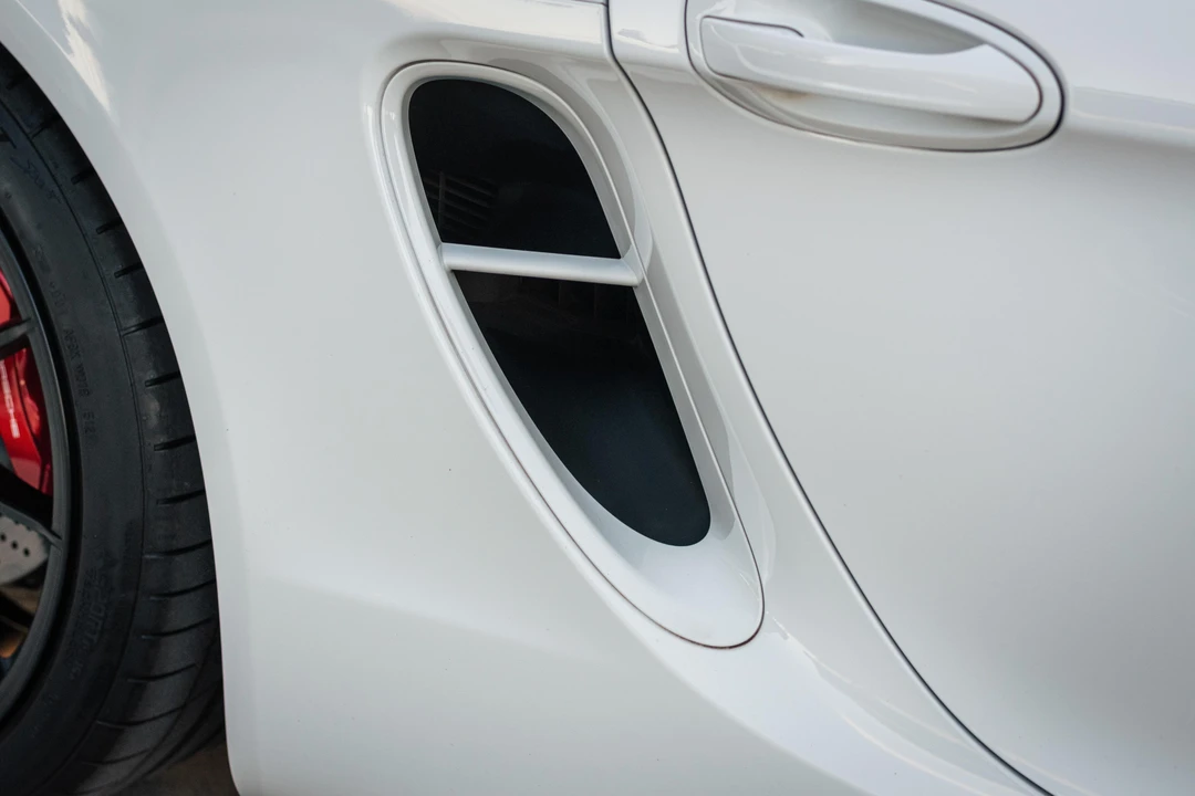 2016 Porsche 981 Boxster Spyder - Image 30 of 31