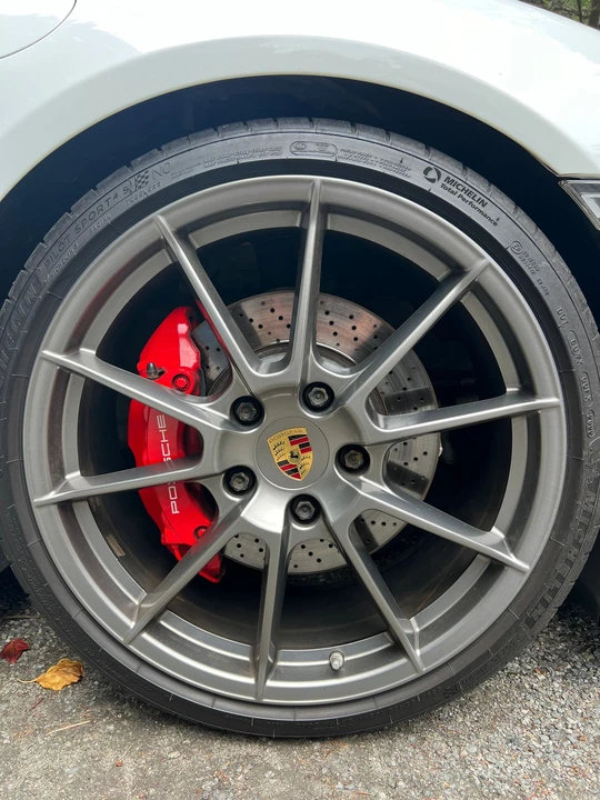 2016 Porsche 981 Boxster Spyder - Image 26 of 31