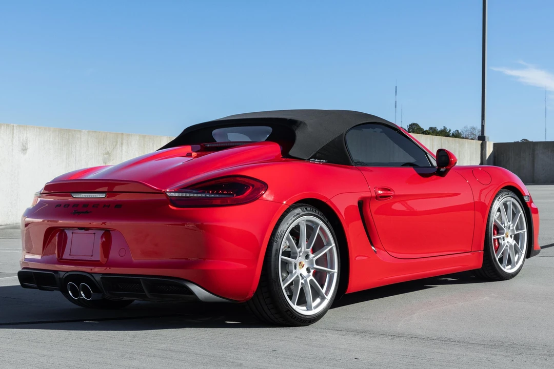 2016 Porsche 981 Boxster Spyder - Image 4 of 31