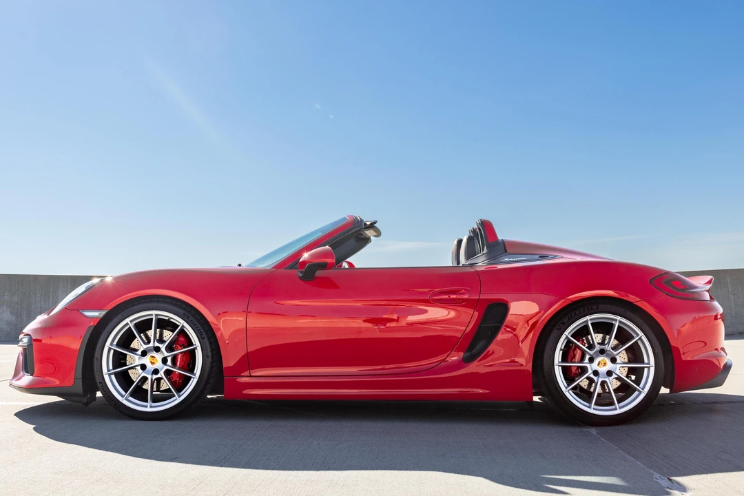 2016 Porsche 981 Boxster Spyder - Image 3 of 31