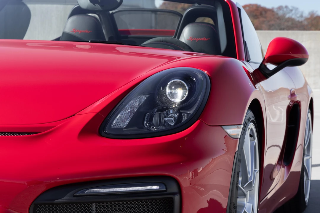 2016 Porsche 981 Boxster Spyder - Image 21 of 31