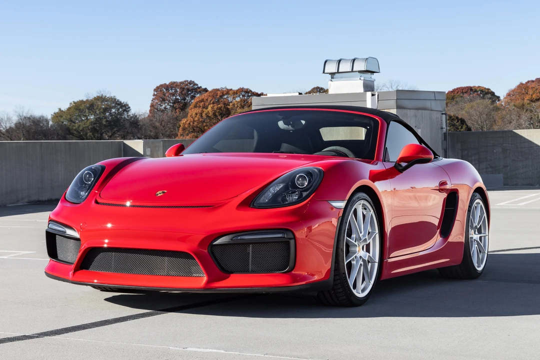 2016 Porsche 981 Boxster Spyder - Image 13 of 31