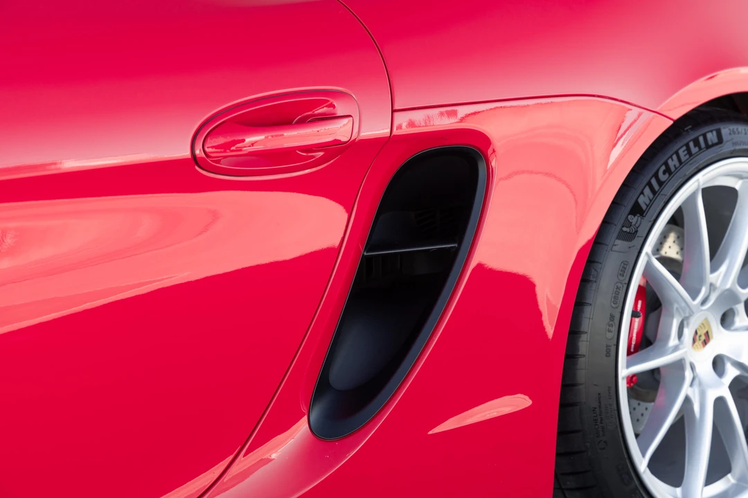 2016 Porsche 981 Boxster Spyder - Image 24 of 31