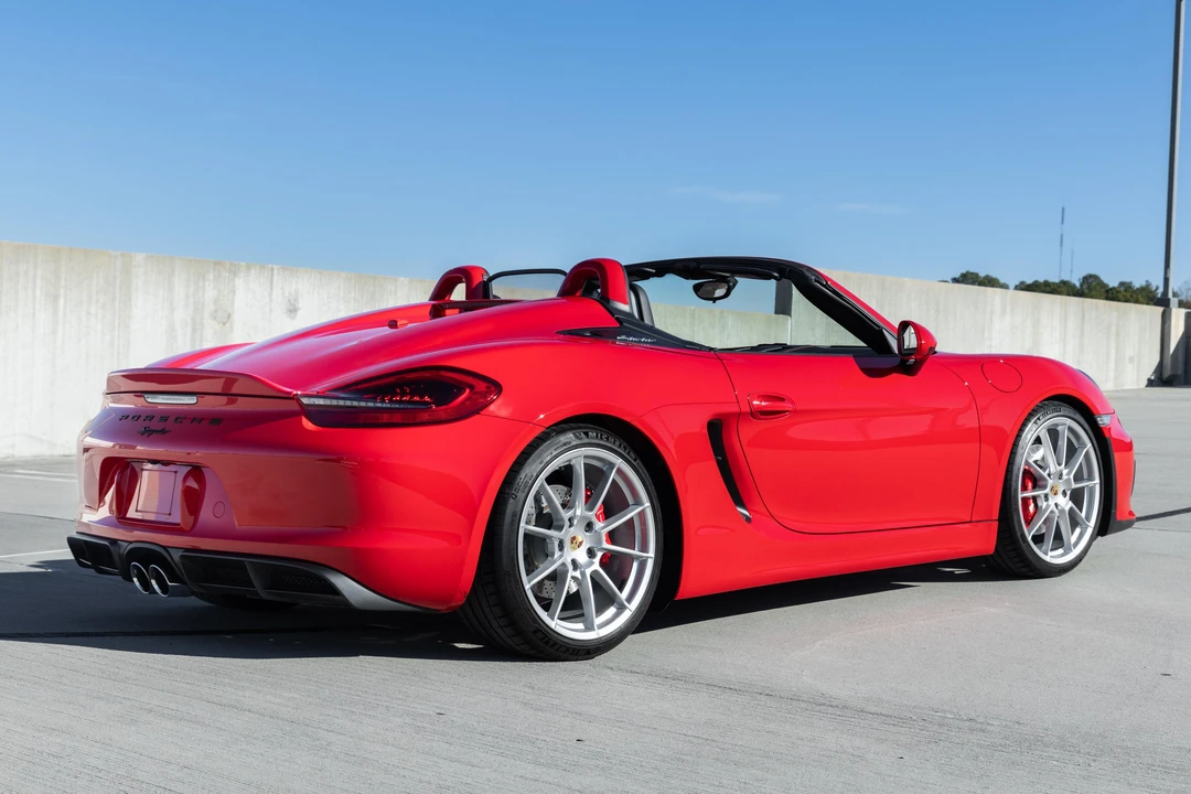 2016 Porsche 981 Boxster Spyder - Image 10 of 31