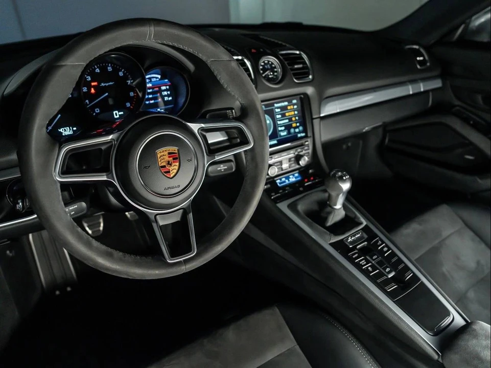 2016 Porsche 981 Boxster Spyder - Image 4 of 5