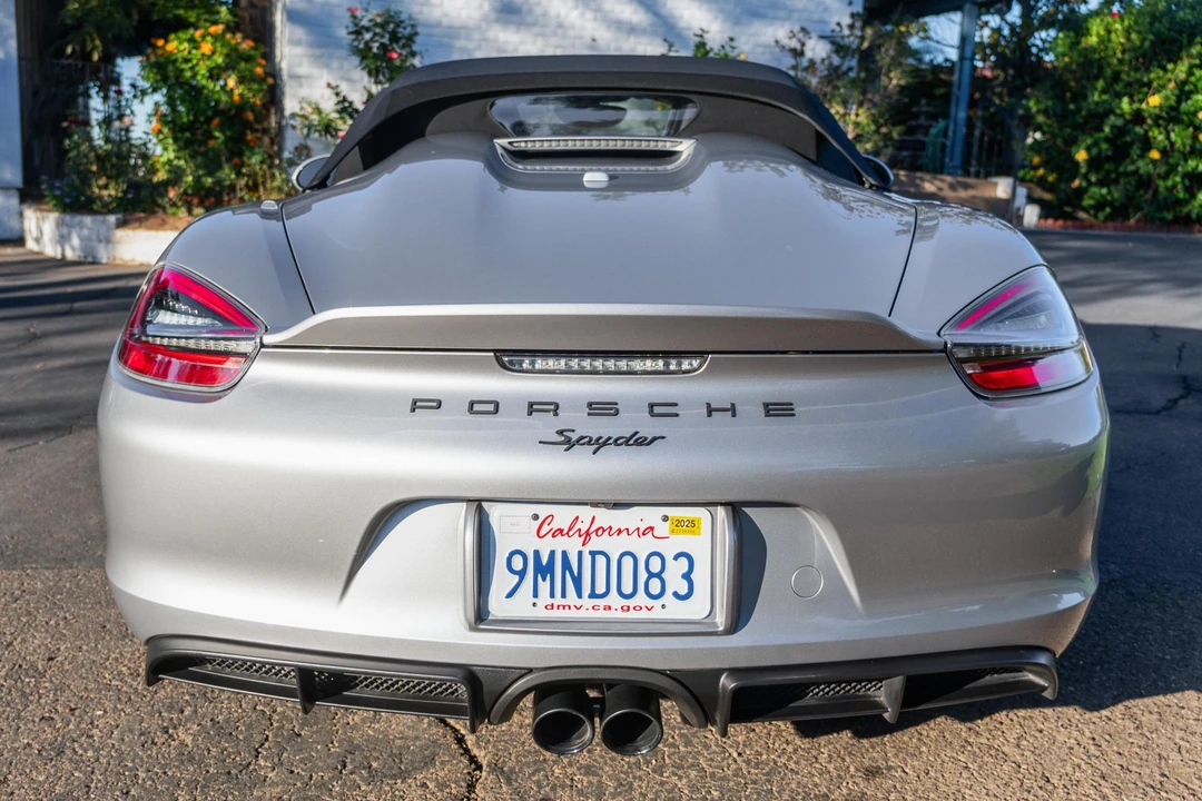 2016 Porsche 981 Boxster Spyder - Image 5 of 27
