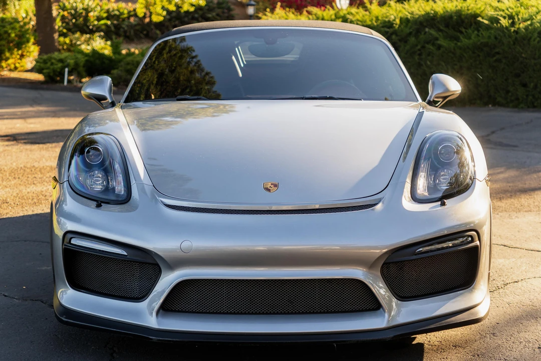 2016 Porsche 981 Boxster Spyder - Image 2 of 27
