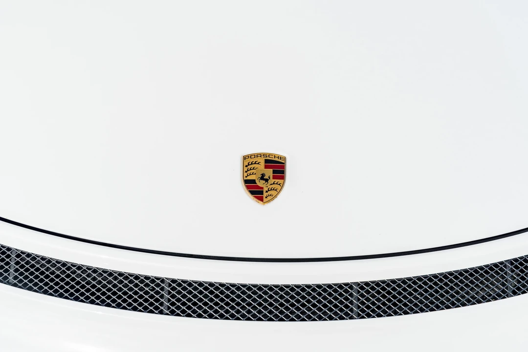 2016 Porsche 981 Boxster Spyder - Image 19 of 31