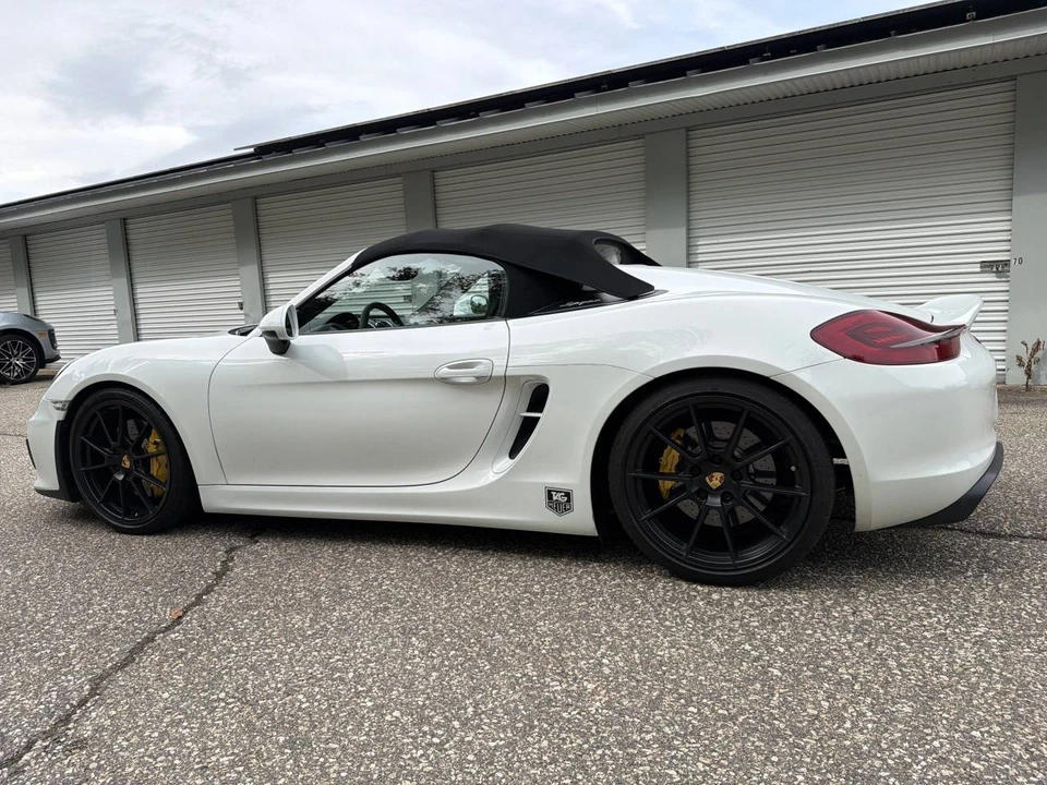 2016 Porsche 981 Boxster Spyder - Image 2 of 5