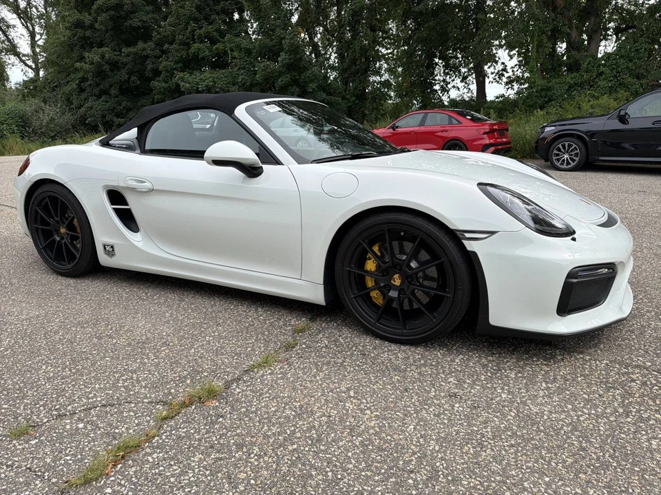 2016 Porsche 981 Boxster Spyder - Image 5 of 5