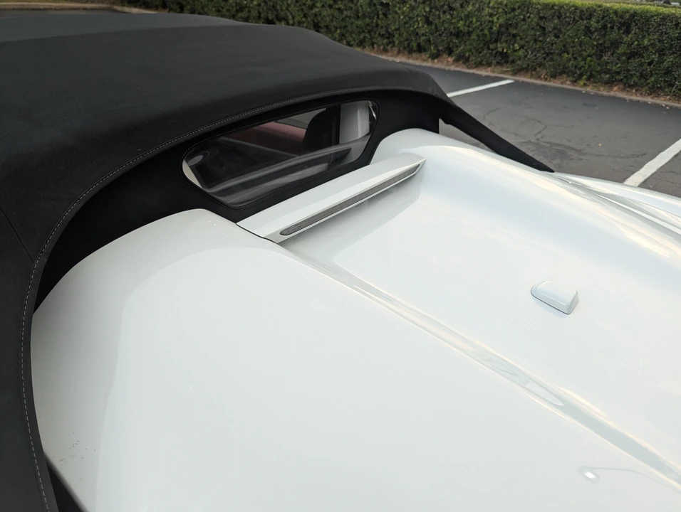 2016 Porsche 981 Boxster Spyder - Image 27 of 31