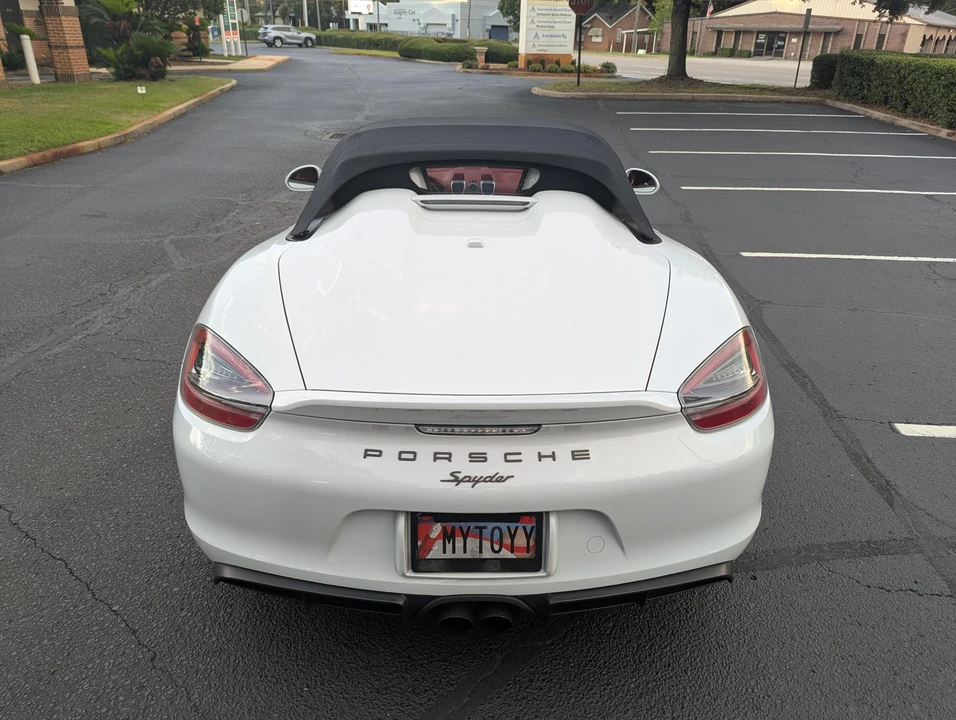 2016 Porsche 981 Boxster Spyder - Image 15 of 31
