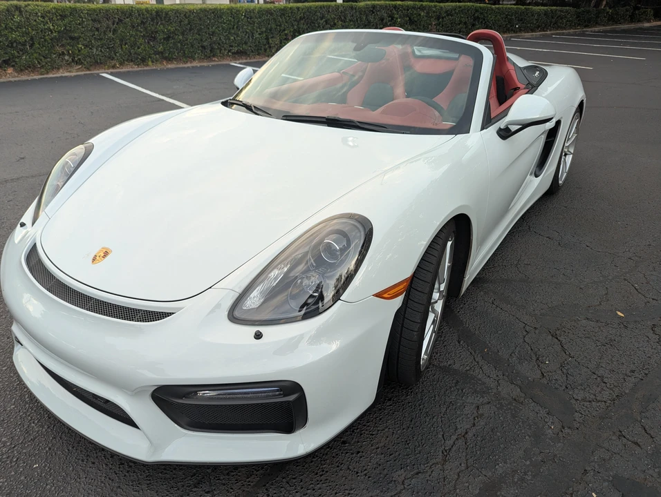 2016 Porsche 981 Boxster Spyder - Image 7 of 31