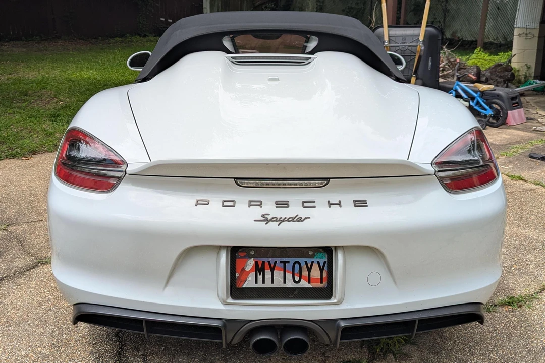 2016 Porsche 981 Boxster Spyder - Image 16 of 31