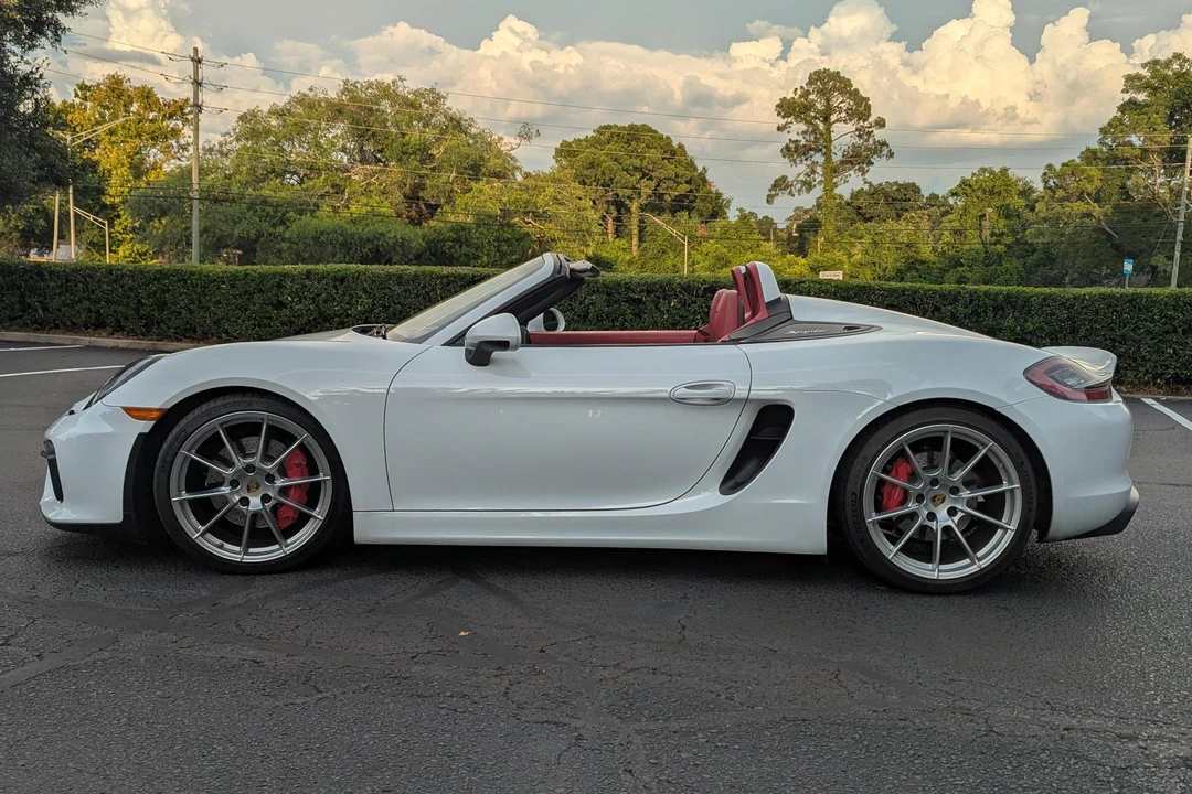 2016 Porsche 981 Boxster Spyder - Image 3 of 31