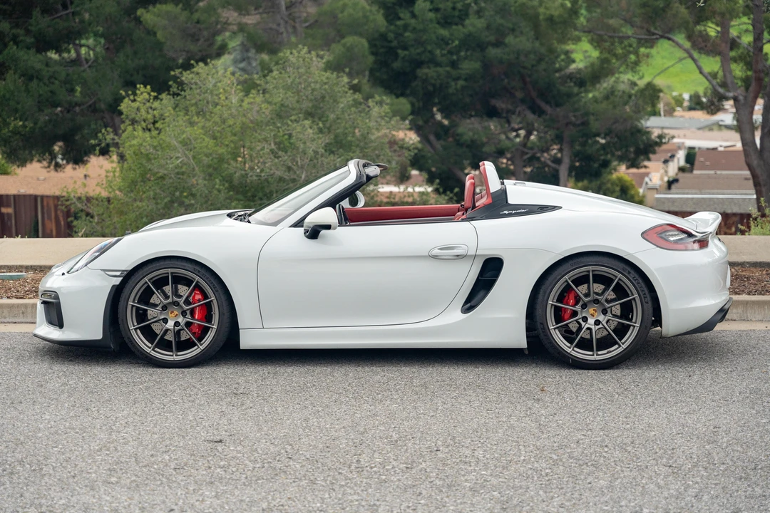 2016 Porsche 981 Boxster Spyder - Image 7 of 31