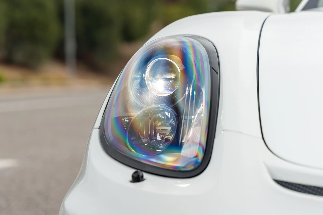 2016 Porsche 981 Boxster Spyder - Image 17 of 31