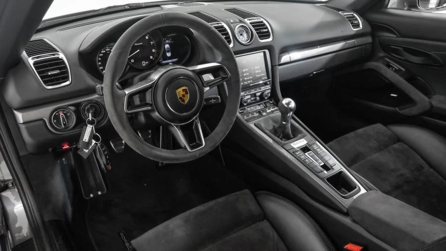2016 Porsche 981 Boxster Spyder - Image 4 of 10