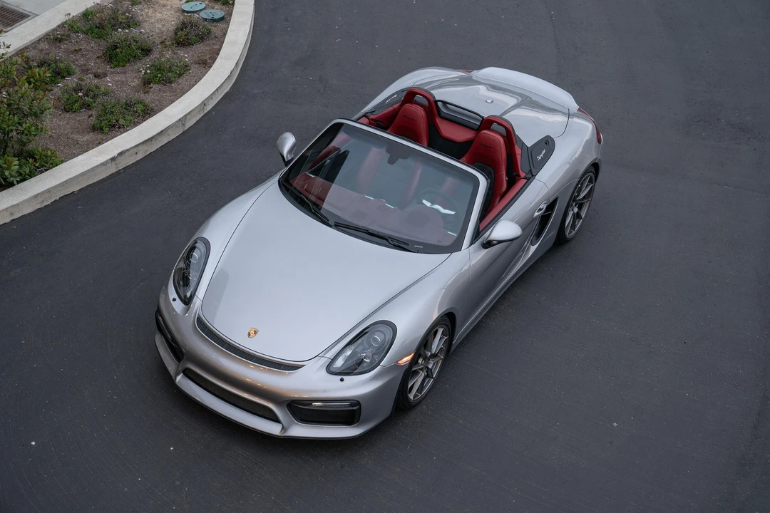 2016 Porsche 981 Boxster Spyder - Image 6 of 31