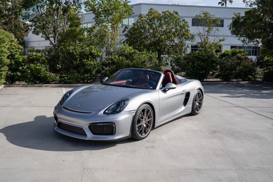 2016 Porsche 981 Boxster Spyder - Image 10 of 31